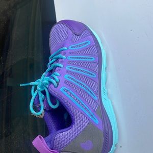 Nautilus work shoes for women